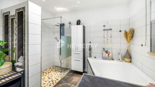 EG Badezimmer 1 - 