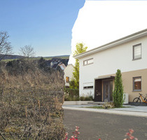 Schick und gradlinig - die perfekte Form zum stadtnahen Wohnen in Geschwenda - Geratal-Geschwenda