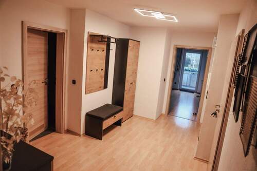 Flur - 3 Zimmer Etagenwohnung in Amberg