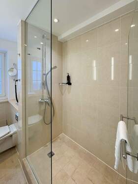 Große Walk-in-Dusche - 