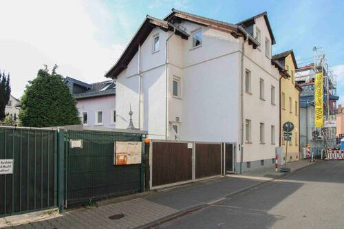 Hausansicht Straßenseite - 