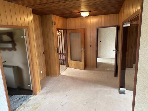 Flur - 4 Zimmer Einfamilienhaus in Meine