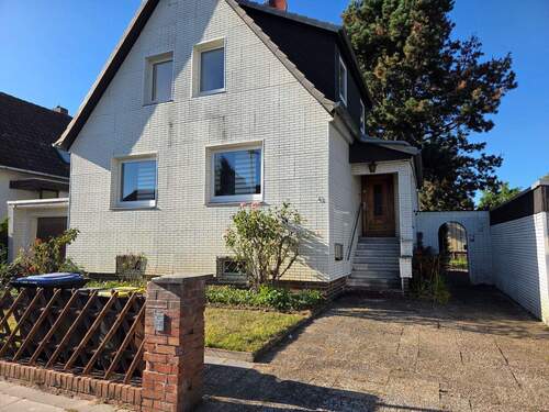Hausansicht - Freistehendes Einfamilienhaus in ruhiger Lage von Hannover-Sahlkamp