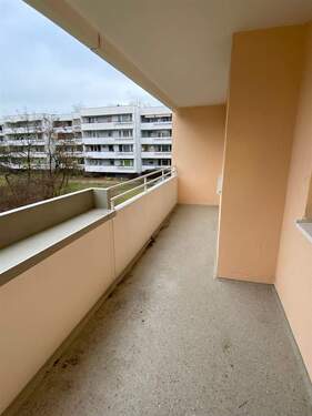 Balkon - Etagenwohnung mit 57,00 m&sup2; in Fürstenfeldbruck zum Kaufen