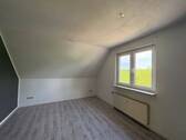 Kinderzimmer 3 / Dachgeschosswohnung - 