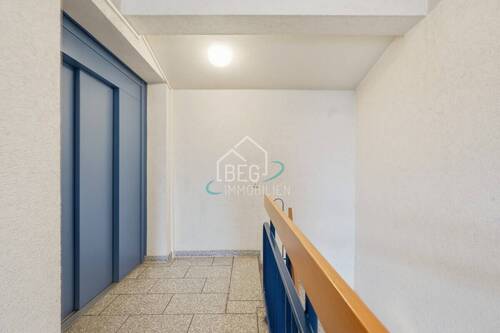 Treppenhaus - Etagenwohnung mit 64,00 m&sup2; in Köngen zum Kaufen