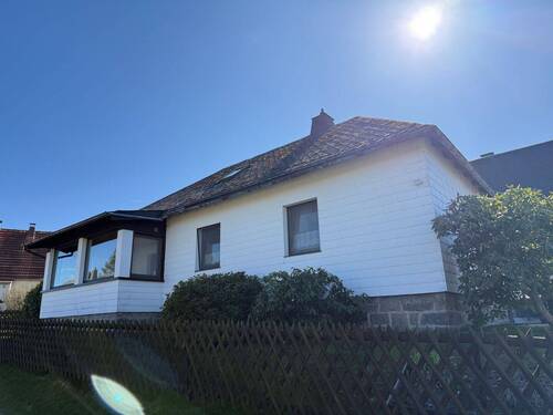 Hausansicht - Einfamilienhaus mit 120,00 m² in Zell im Fichtelgebirge zum Kaufen