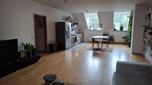 Wohnküche - 4 Zimmer Etagenwohnung zum Kaufen in Deggendorf