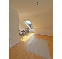 Kuscheliges Nest unter dem Dach - 2,5 Zimmer voller Charme - Winnenden