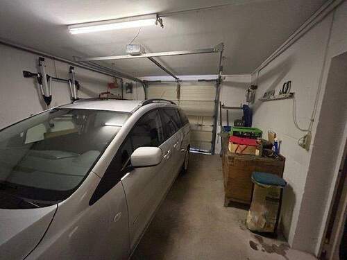 große Garage - 