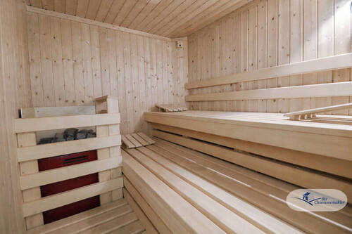 Sauna UG - 