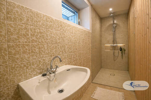 Beispiel Dusche UG - 