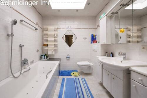 Badezimer mit Oberlicht - 