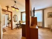 Schlafzimmer mit Ankleide - 