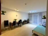 Wohnzimmer - 2 Zimmer Etagenwohnung in Ludwigshafen am Rhein
