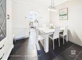 Esszimmer (KI) - 