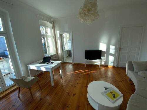 Bild 2 - 2 Zimmer Etagenwohnung zum Kaufen in Berlin