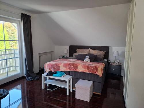 ‫Schlafzimmer 1.jpg - 