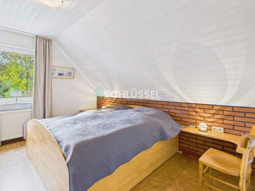 Zimmer - Dachgeschoss - 