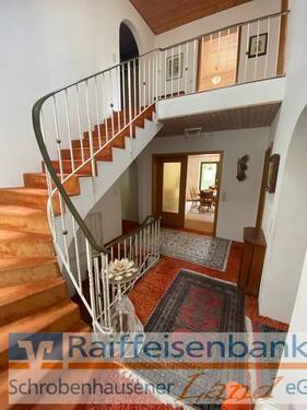 Diele mit Innentreppe - 