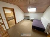 Kinderzimmer im DG mit Nebenraum (Ankleide) - 