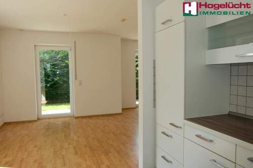 Wohnzimmer (EG) - Doppelhaushälfte mit 110,00 m² in Aurich zur Miete
