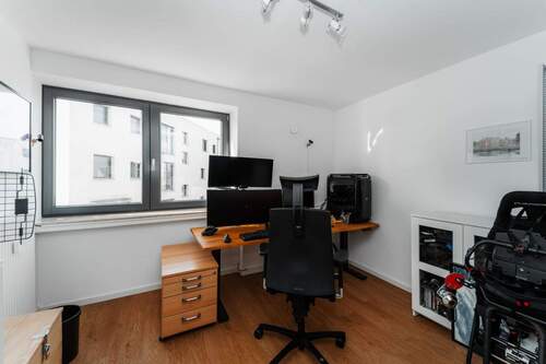 Büro / Kinderzimmer 1 - 