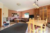 Wohnzimmer - 6 Zimmer Einfamilienhaus zum Kaufen in Hohen Neuendorf