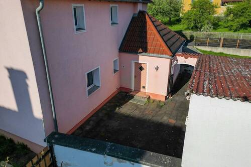 Ansicht Hintereingang - 