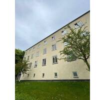 Hoferstr. **** Balkon, Dusche und Laminat **** - Chemnitz Sonnenberg