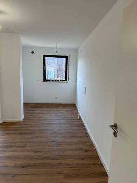 Küche - 2 Zimmer Etagenwohnung zum Kaufen in Esslingen-Oberesslingen