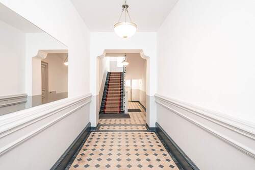 Treppenhaus VH - Unsanierte 4-Zimmerwohnung im Prenzlauer Berg - Ihr Zuhause nach Ihren Vorstellungen