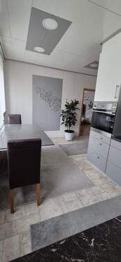 Bild 2 - 4 Zimmer Etagenwohnung zum Kaufen in Wertheim