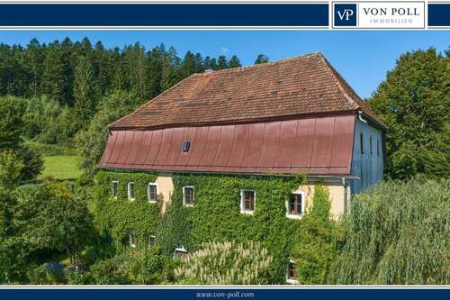 Bild 1 - Denkmalgeschütztes Wohnhaus aus dem 18. Jahrhundert, ehemaliges Mühlengebäude in idyllischem Garten