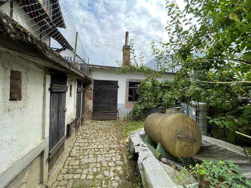 Brennhäuschen mit alter Stallung und Innenhof - Einfamilienhaus mit 80,00 m² in Kappelrodeck zum Kaufen