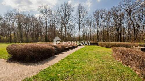 Umgebung 1 - 3 Zimmer Etagenwohnung zum Kaufen in Reutlingen - Sondelfingen