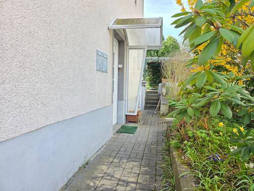 Ansicht Eingang - 6 Zimmer Einfamilienhaus in Coburg