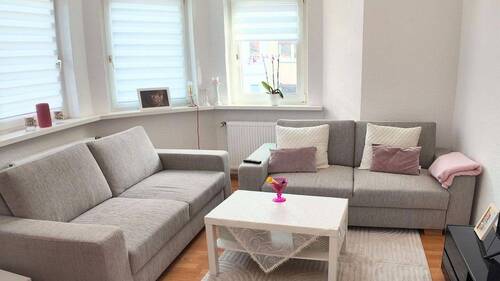 Wohnzimmer - 3 Zimmer Etagenwohnung zum Kaufen in Bremen