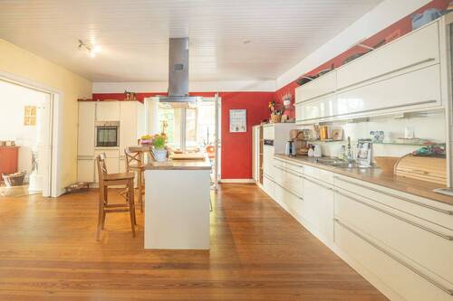 Küche - 8 Zimmer Einfamilienhaus in Stade