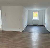 2 ZW mit großem Wohn-Essbereich und offener Küche, Süd-Balkon zum Innenhof, 3. OG mit Aufzug - Fürth Südstadt