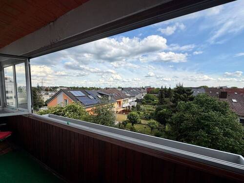 Ausblick Loggia - 3 Zimmer Etagenwohnung in Neu-Ulm