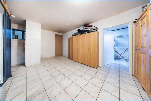 UG Sauna Raum mit Dusche - 