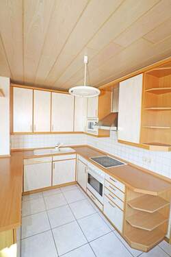 Erdgeschoss: Küche - Mehrfamilienhaus, Wohnhaus mit 246,40 m&sup2; in Winnenden zum Kaufen