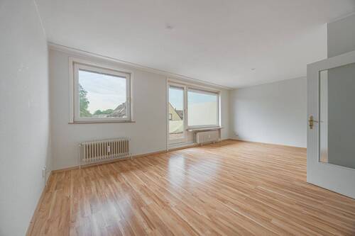 Wohnbereich mit Terrasse - 2 Zimmer Etagenwohnung in Hamburg