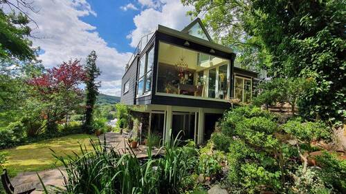 Hausansicht v. Teich - 