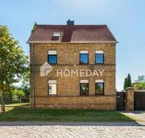 Großzügiges EFH mit Garage, Nebengebäuden und Innenhof mit Potenzial - vielseitig nutzbar - Bitterfeld-Wolfen Reuden a d Fuhne