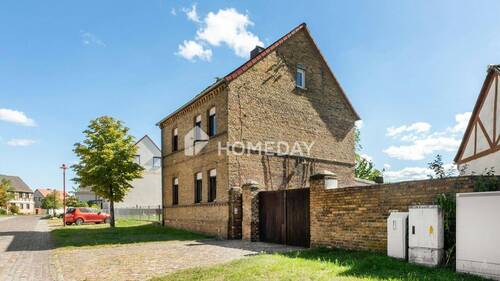 Außenansicht 2 - 7 Zimmer Einfamilienhaus in Bitterfeld-Wolfen