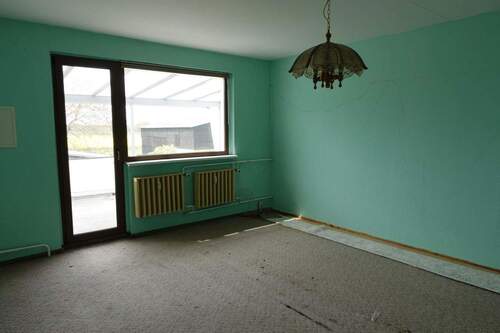 OG - 1. Zimmer m. Balkon - 