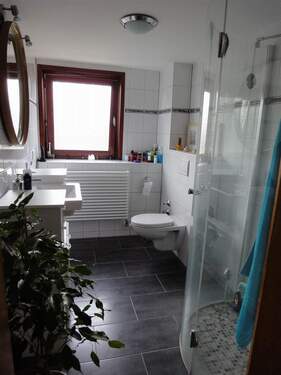 Whg. 4 OG_Duschbad - 