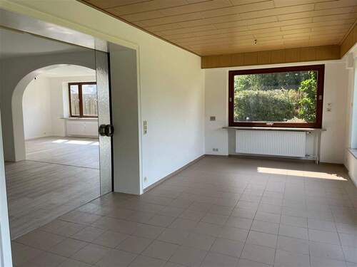 Whg. 1 EG_Wintergarten mit Kamin - 